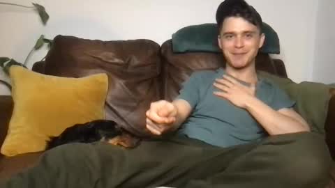 CamDoAttitude online show from April 15, 9:37 pm