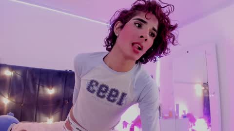 CamiloDoumit online show from February 8, 2:05 pm