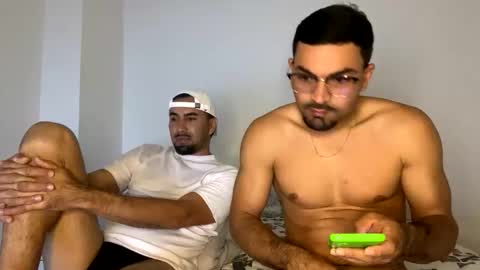 camilor_30 online show from October 11, 8:40 am