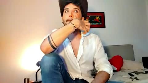 camilo online show from February 15, 3:13 am