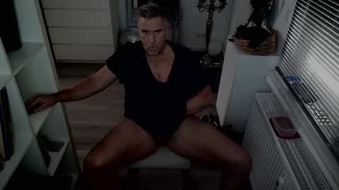 camunication online show from January 23, 11:58 am