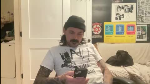 cantleavethehouse online show from February 5, 8:43 am