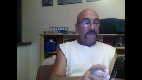 Snapshot of captaineros chatting on October 18, 2:44 pm Captain Eros online show from October 18, 2:44 pm