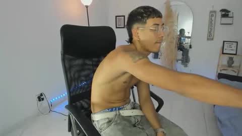 master online show from January 11, 8:12 pm