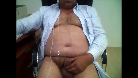 Snapshot of carlos8711 chatting on December 11, 10:59 am carlos8711 online show from December 11, 10:59 am