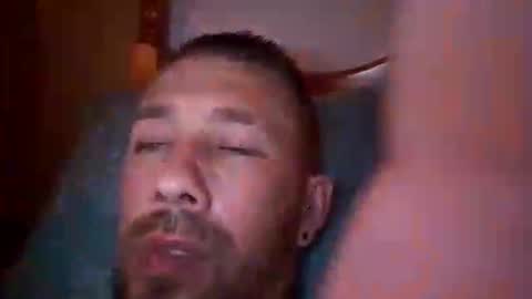 Snapshot of carloscadiz11 chatting on October 5, 11:42 pm carloscadiz11 online show from October 5, 11:42 pm