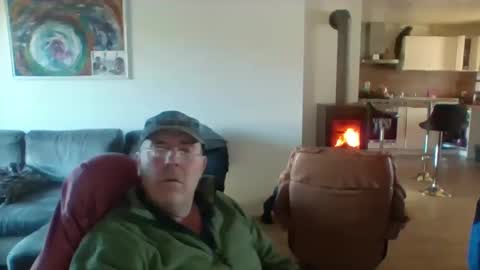 Snapshot of charles6064 chatting on December 26, 10:05 am charles6064 online show from December 26, 10:05 am