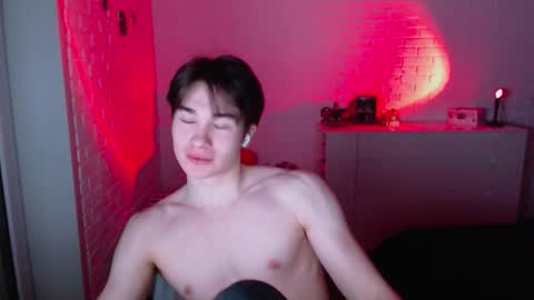 charleshanson69 online show from January 18, 5:48 pm