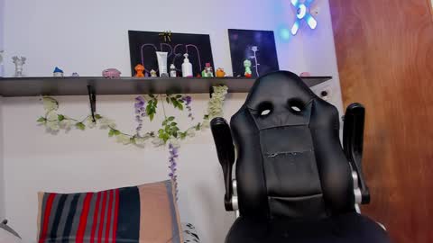 Charles Russo online show from February 5, 6:48 pm