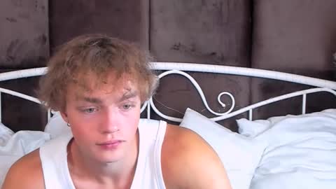 Snapshot of chase_muscular chatting on October 23, 10:40 am Chase online show from October 23, 10:40 am