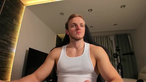 Chase Reed online show from March 25, 6:12 pm