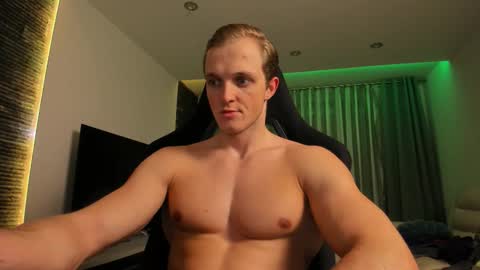 Chase Reed online show from October 28, 8:11 pm