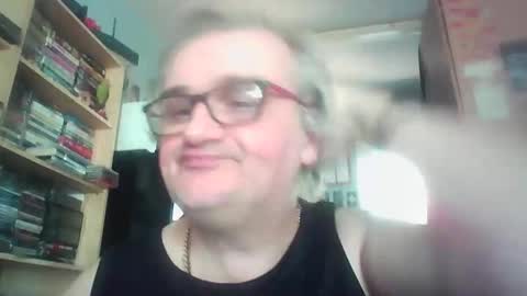 lee online show from April 6, 4:30 pm