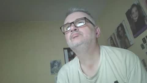 lee online show from September 14, 3:25 pm