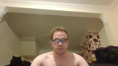 cheekycha539041 online show from December 3, 9:23 pm