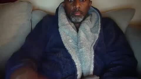 chenthu1979 online show from March 19, 11:35 am