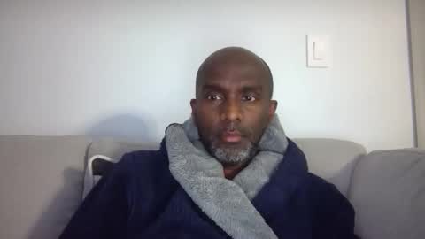 chenthu1979 online show from April 11, 11:14 am