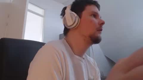 Snapshot of chillzonecam chatting on September 12, 3:56 pm chillzonecam online show from September 12, 3:56 pm