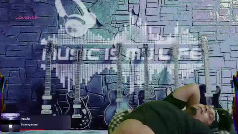 Enrique online show from March 6, 1:48 am