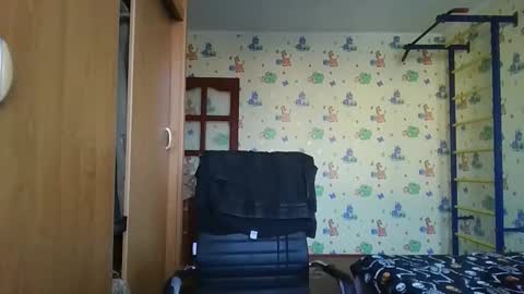 chiraq1945 online show from November 12, 5:35 am