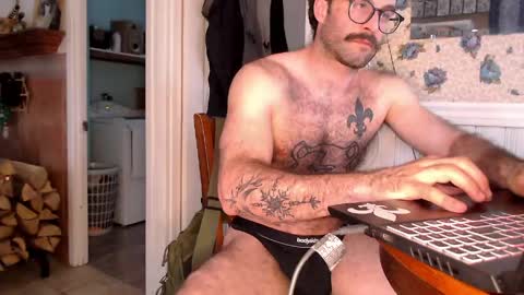 Chocobear89 online show from April 13, 10:21 pm