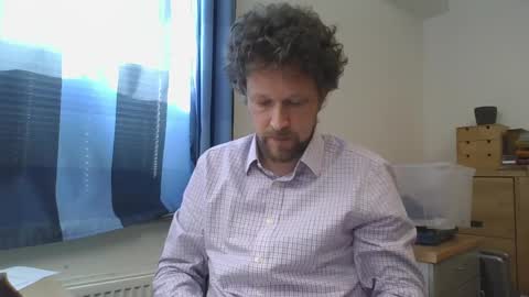 chr35is09 online show from March 4, 10:46 am