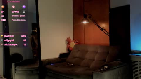 chris_angel01 online show from November 13, 8:30 am