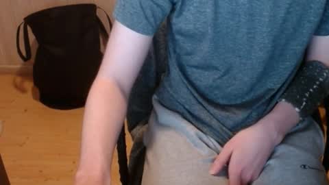 chriser_xxx online show from January 2, 10:55 pm