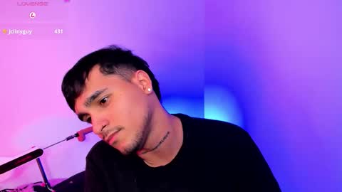 Christian Wang online show from November 29, 4:53 pm