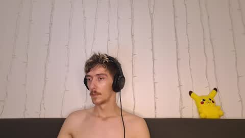 Christopher online show from January 7, 9:53 pm