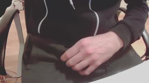 Snapshot of chrissoxx chatting on December 19, 10:42 pm chrissoxx online show from December 19, 10:42 pm