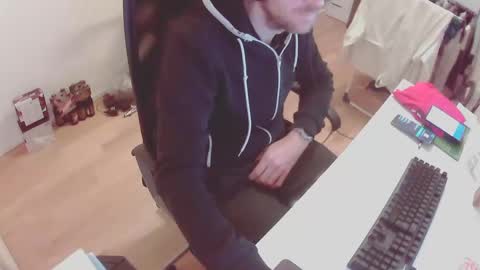 Snapshot of chrissoxx chatting on December 16, 11:50 pm chrissoxx online show from December 16, 11:50 pm