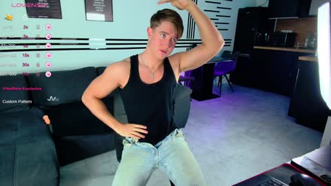 UPVOTE ME ------  ILL DO SOMETHING FOR FREE online show from December 16, 6:10 am