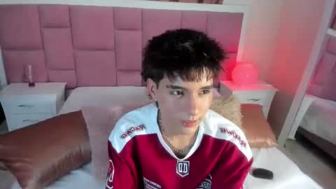 Chris online show from June 14, 7:27 pm