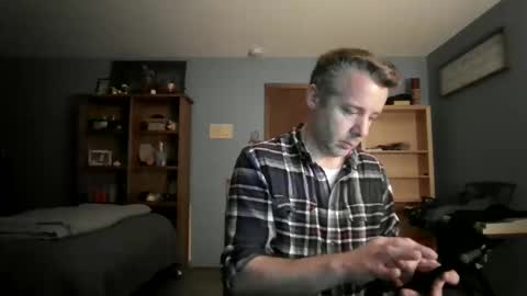 chrisw8121 online show from March 8, 2:59 am