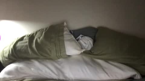 lOOking4me online show from September 21, 1:39 am