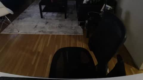 AstorYvr online show from March 31, 3:52 am