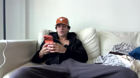 ckeefer96 online show from April 30, 8:57 pm