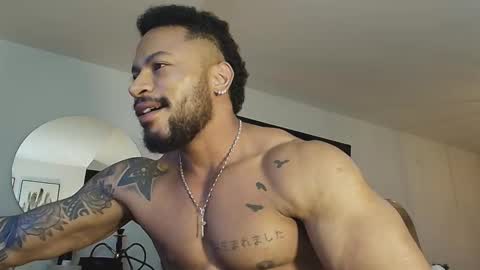 clark_strong online show from February 19, 10:39 pm