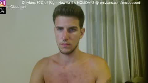 Snapshot of cloudsent chatting on January 1, 11:05 am  35 videos 50 pictures ---- IGTwitter ImCloudsent online show from January 1, 11:05 am
