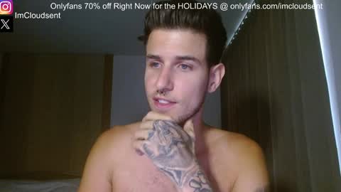 Snapshot of cloudsent chatting on January 8, 4:44 am  35 videos 50 pictures ---- IGTwitter ImCloudsent online show from January 8, 4:44 am