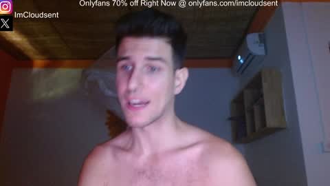 Snapshot of cloudsent chatting on December 21, 4:09 am  35 videos 50 pictures ---- IGTwitter ImCloudsent online show from December 21, 4:09 am