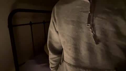 Snapshot of clt789 chatting on December 11, 3:47 am clt789 online show from December 11, 3:47 am