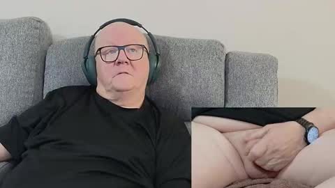 Charlie. online show from November 5, 11:56 am