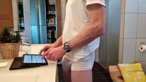 Cockvantage online show from February 13, 3:35 pm