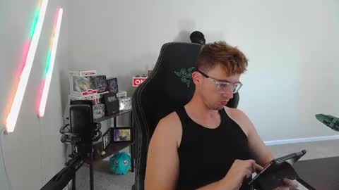 codyt1016 online show from October 2, 4:22 pm