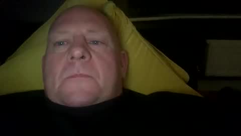 col4nows online show from January 17, 6:54 pm