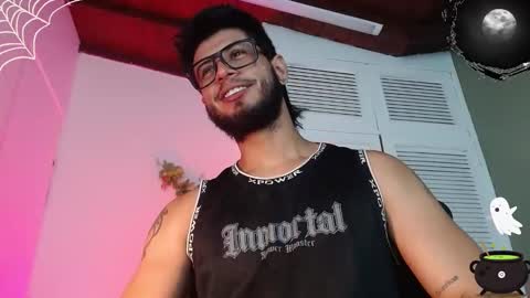 Snapshot of colby_smit chatting on October 20, 7:51 pm Colby online show from October 20, 7:51 pm