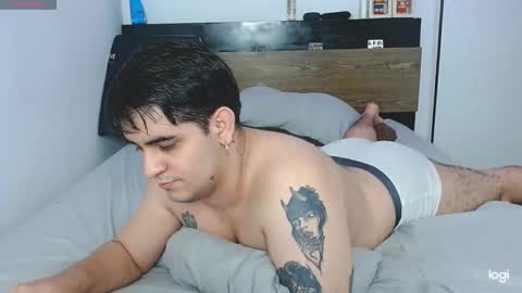 Snapshot of colin_lewisss chatting on November 2, 12:15 am colin_lewisss online show from November 2, 12:15 am