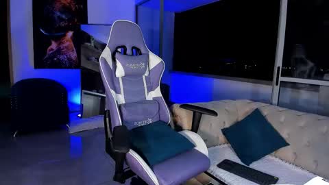 javier online show from March 25, 3:43 am